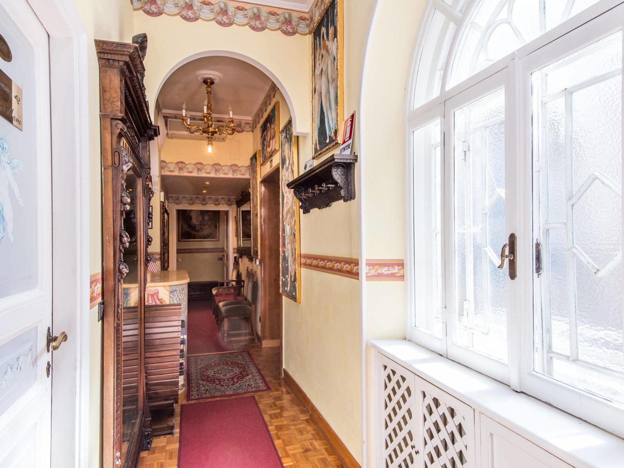 Residenza Risorgimento Hotel Rome Bagian luar foto